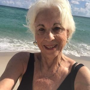 Meet your Posher, Lorraine